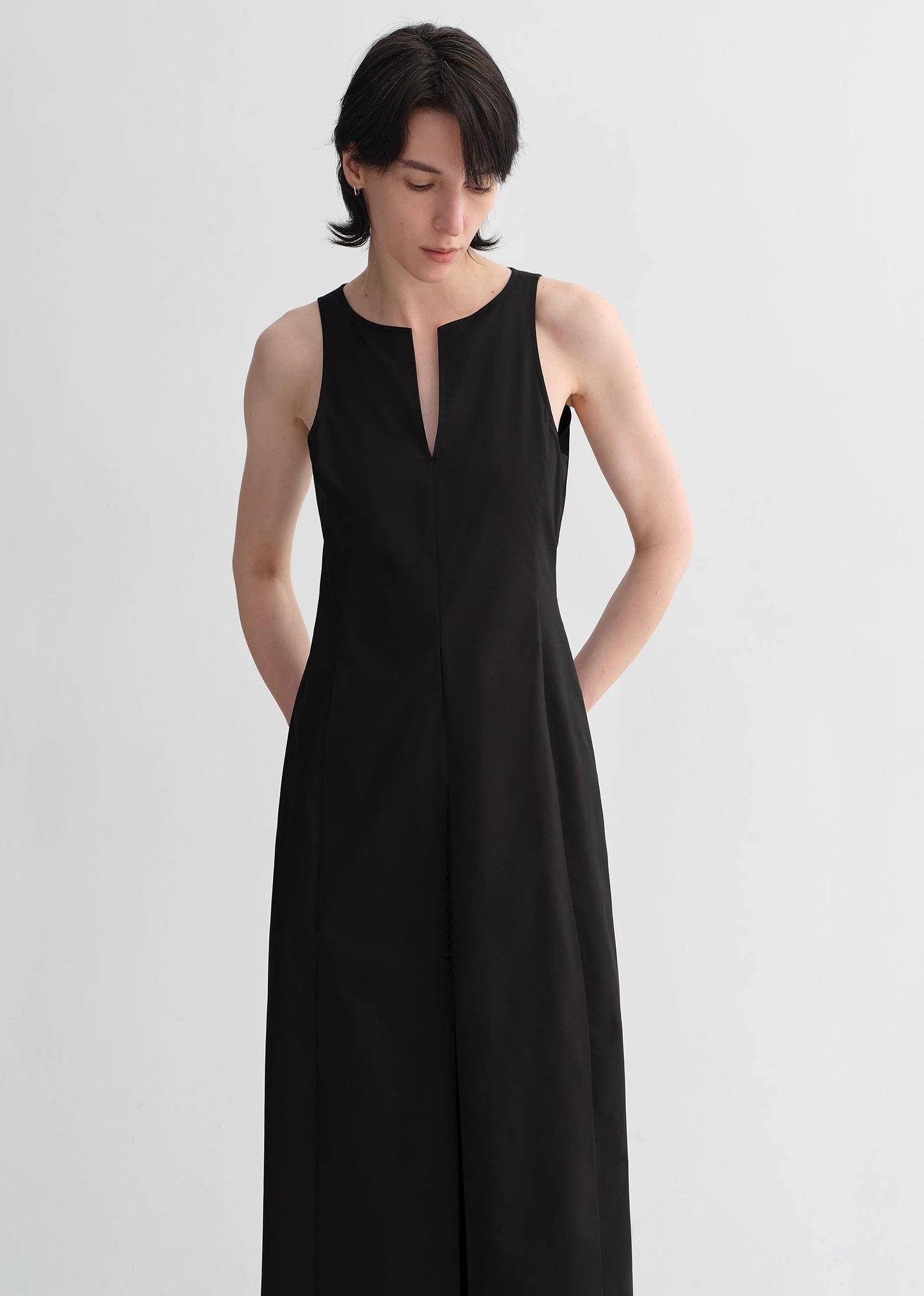 Micro-Cocoon-Shaped Pleated V-Neck Commuting Slim-Fitting Split Vest Dress