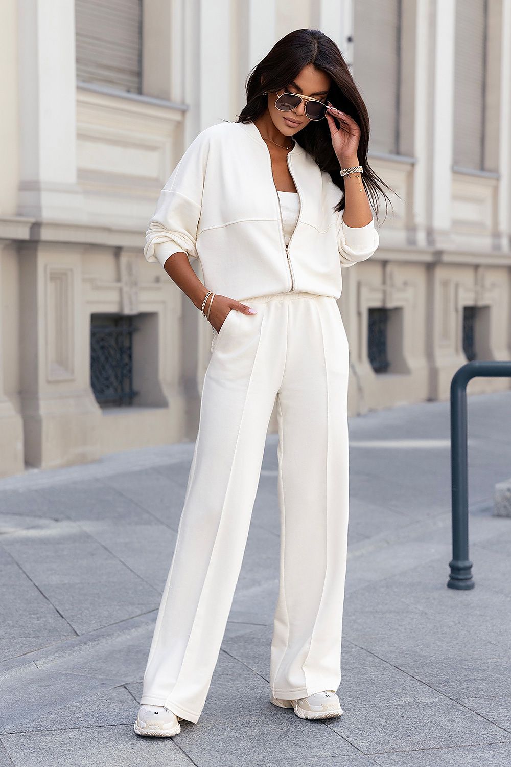 Women's Wide-Legged Pantsuit