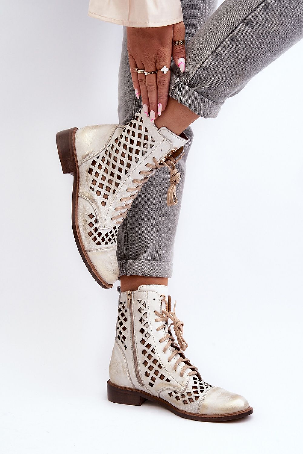 Boots Model 191857 Step in Style