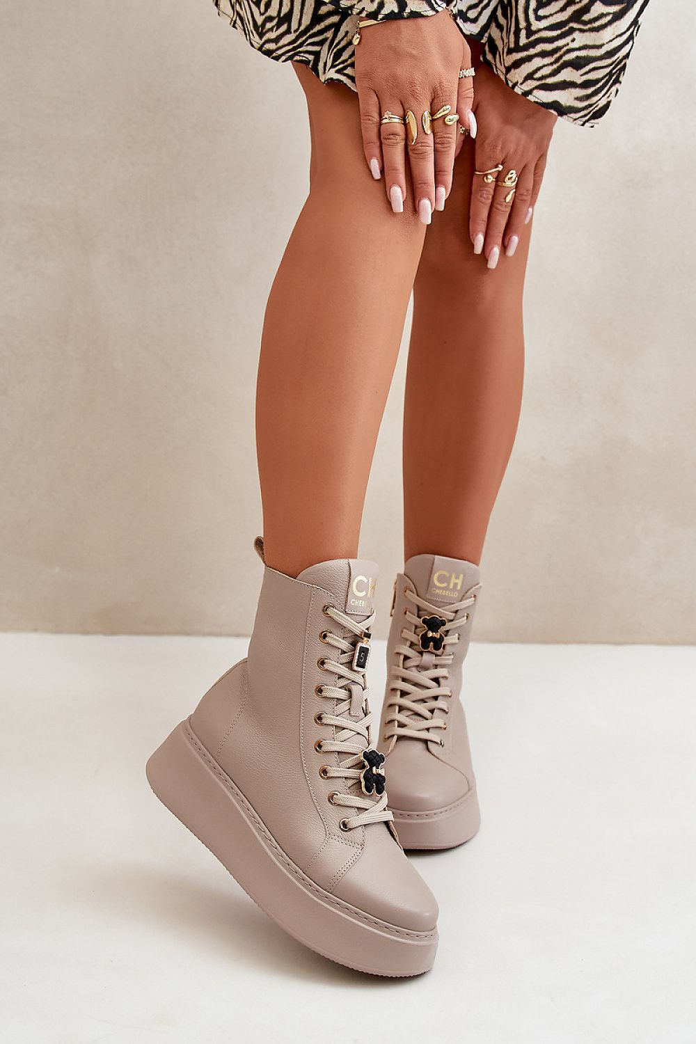 Bootie Model 199838 Step in Style