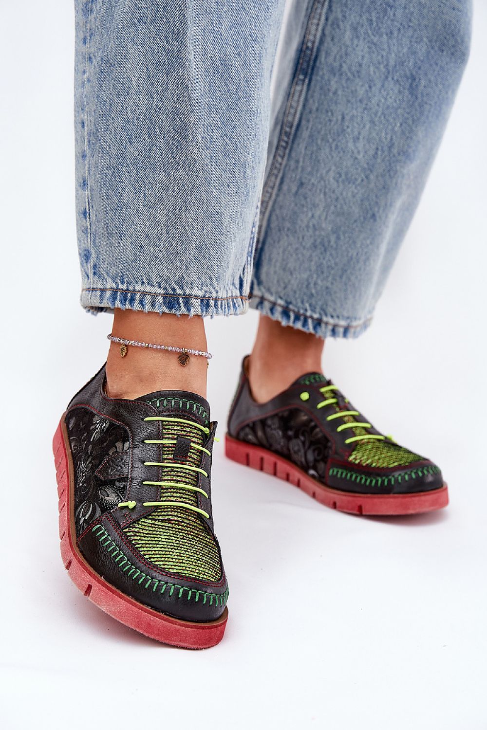 Low Shoes Model 212571 Step in Style