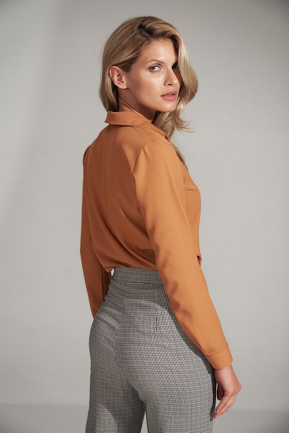 Blouse Model 150431 Figl