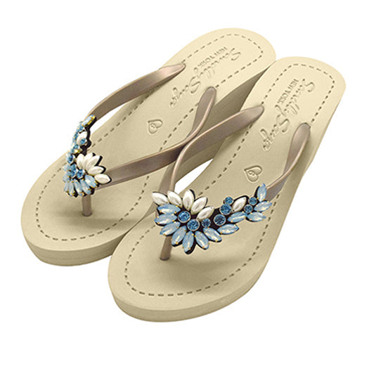 Manhattan Pearl- Women's High Wedge