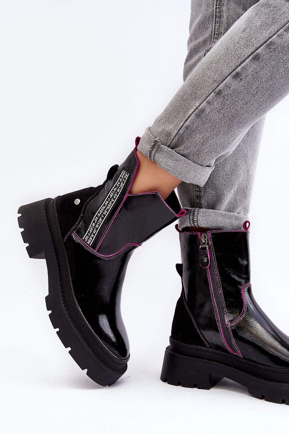 Heeled Low Shoes Model 190707 Step in Style