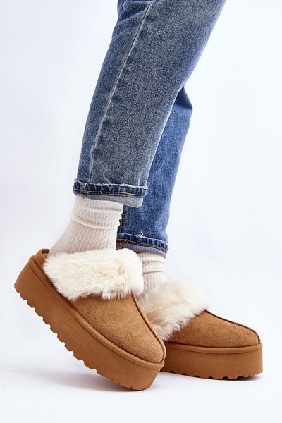 Slippers Model 191632 Step in Style