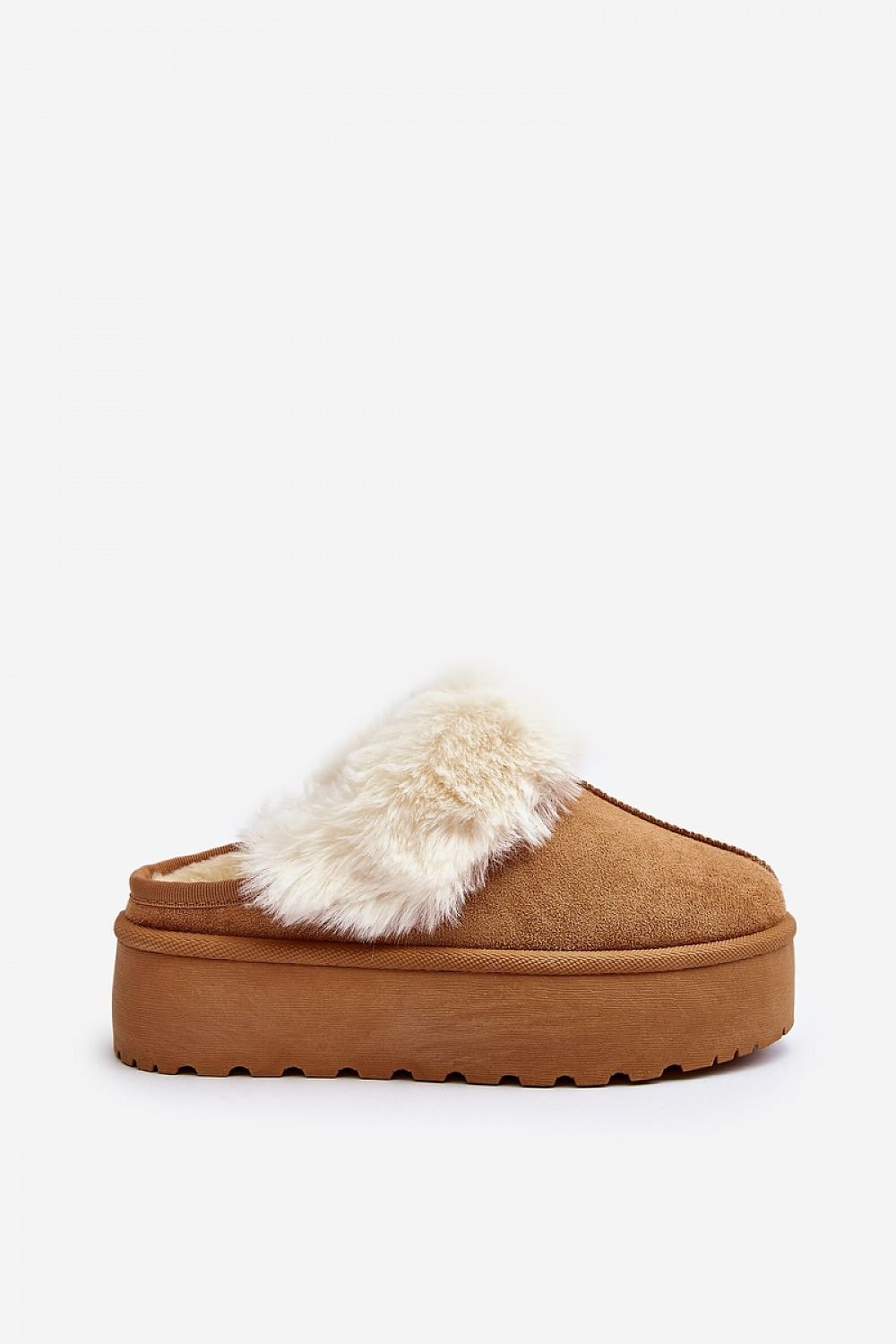 Slippers Model 191632 Step in Style