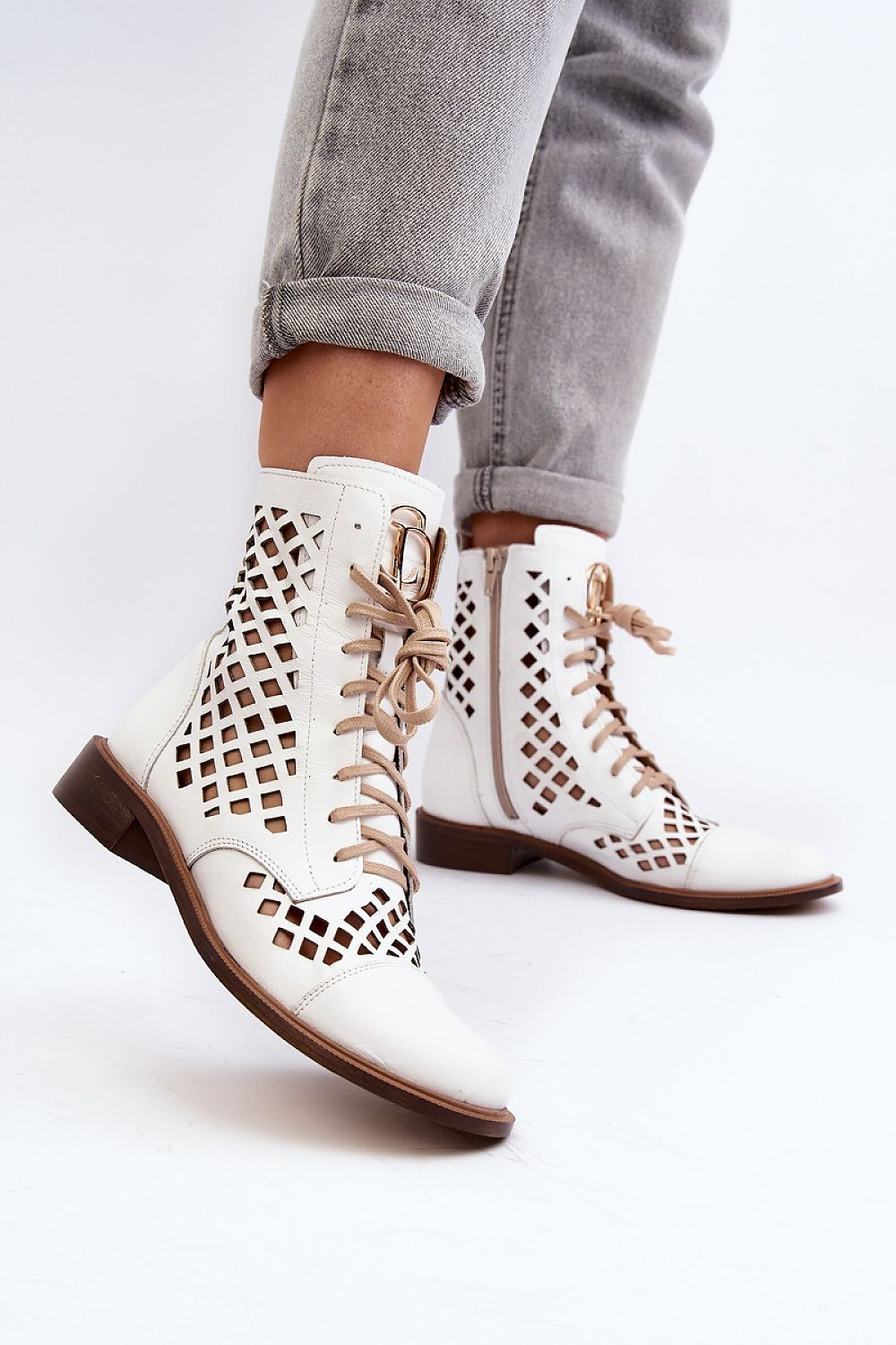 Boots Model 191856 Step in Style