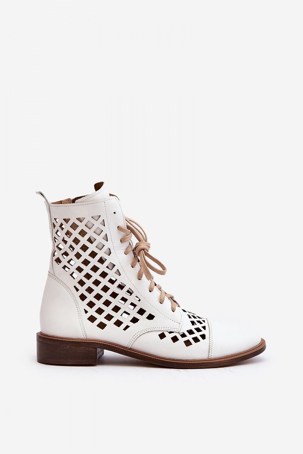 Boots Model 191856 Step in Style