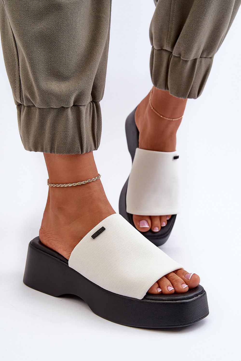 Flip-Flops Model 195291 Step in Style