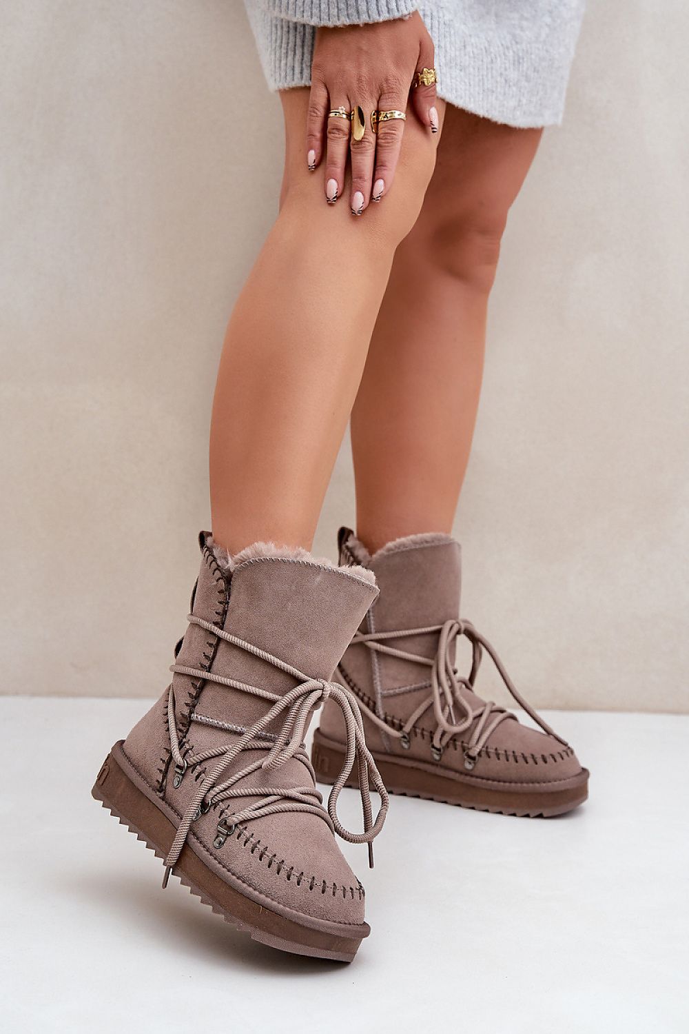 Snow Boots Model 203894 Step in Style